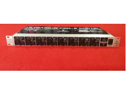 BEHRINGER ADA8000